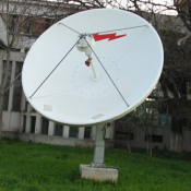 Установка спутникового телевидения, прямофокусная, является антенной с апертурой в виде параболоида вращения.  Установка спутникового телевидения  39000  цена минимальная  шт.  Прямофокусная антенна  Установка спутниковых антенн, спутникового телевидения, интернета \