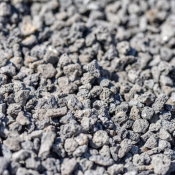 Доменные шлаки, в отличие от природного щебня, прошедшие термическую обработку в доменной печи при основном производстве, приобретают уникальные связующие свойства - при прессовании дорожного слоя катком цементируются, образуя монолитную дорожную плиту.  Для дорожного строительства, производства минеральной ваты, производства бетонов  900  Доставка платная    тонна  АлбаСтройДор  Шлаковый щебень разных фракций, щебёночно-песчаные смеси  АлбаСтройДор ТОО